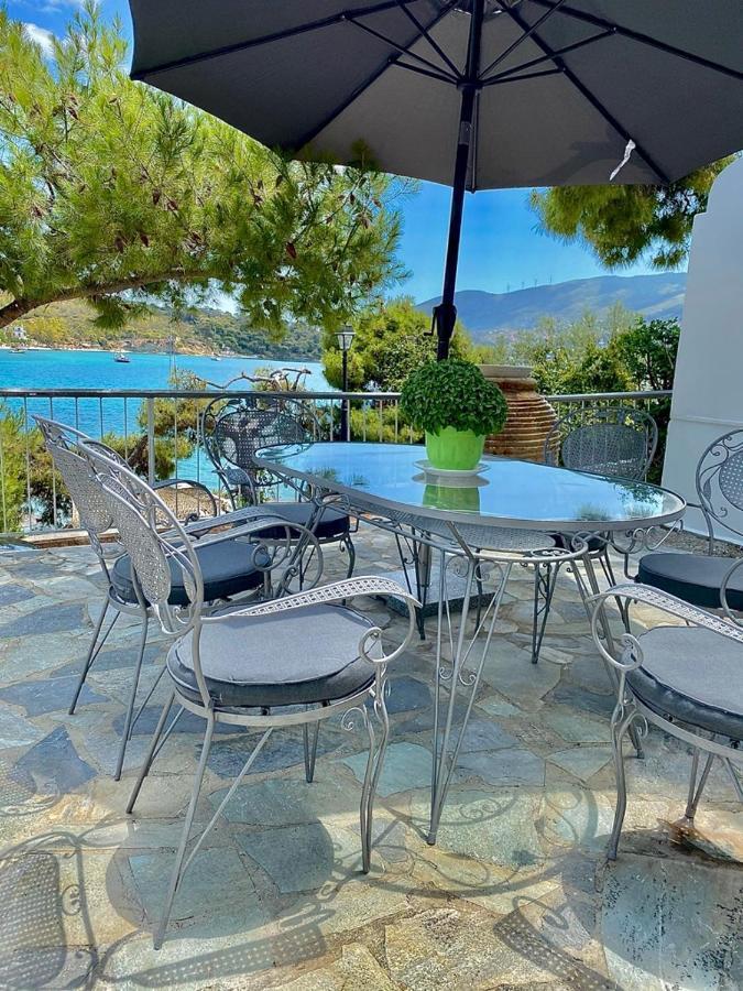 Studios Argyris Poros Town Exterior photo